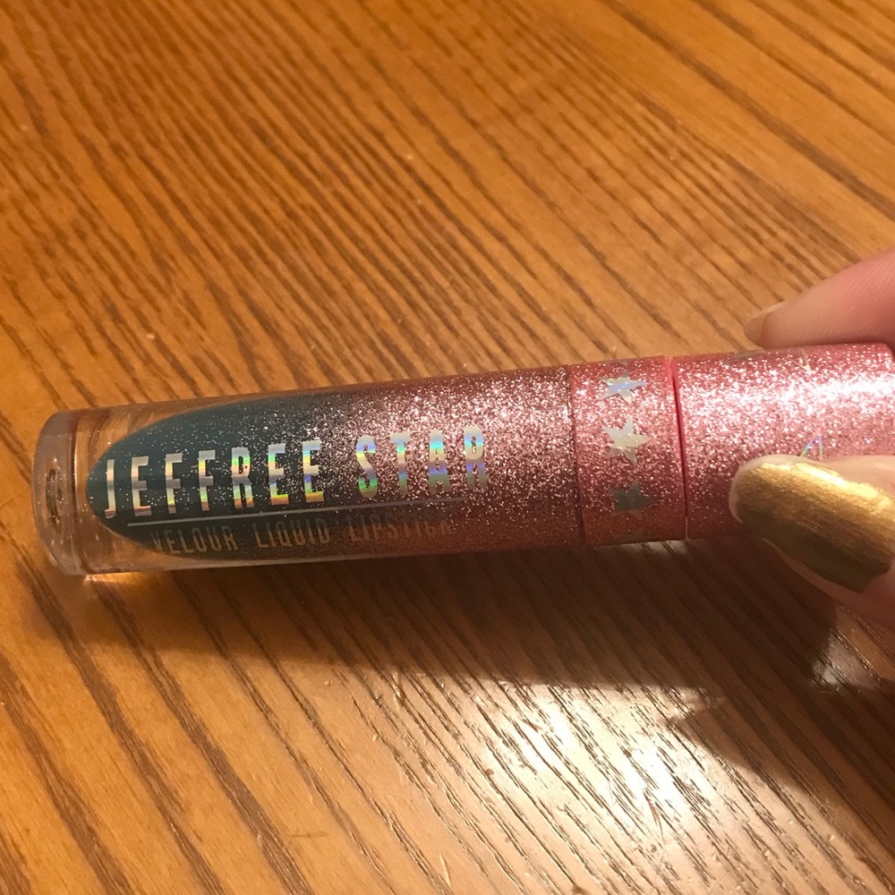 JSC Velour Liquid Lip
